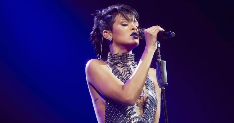 Rihanna: mirá cómo calma sus nervios antes de cada concierto