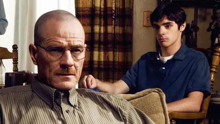 RJ Mitte y Bryan Cranston en Breaking Bad (Foto: Instagram @rjmitte)