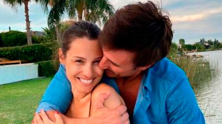 Roberto García Moritán escrachó a Pampita con una foto íntima.