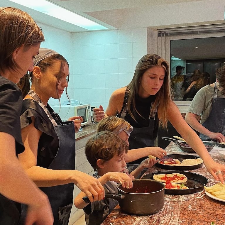 Roberto García Moritán sorprendió a Pampita por el Día de los Enamorados (Foto: captura Instagram).