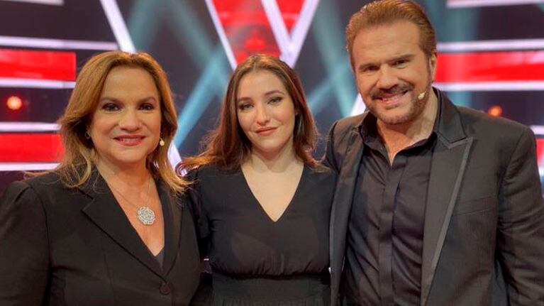 Rocío hace llorar a Lucía Galán en La Voz Senior Perú