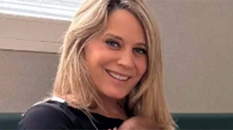 Rocío Marengo  con su hijo Isidro en neo (Foto de Instagram @marengorocio)