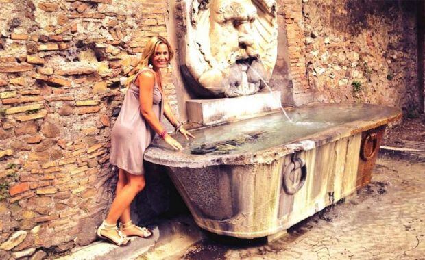 Rocío Marengo de vacaciones por Europa, entre la cultura histórica y la diversión. (Foto: @MARENGOROCIO)