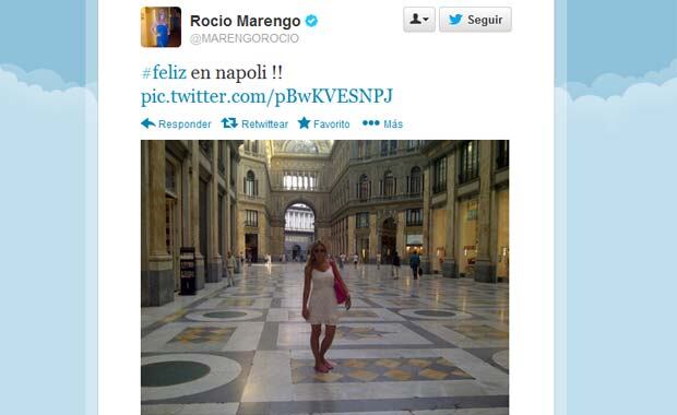Rocío Marengo en Twitter, feliz de pasear en Nápoli. (Foto: @MARENGOROCIO)