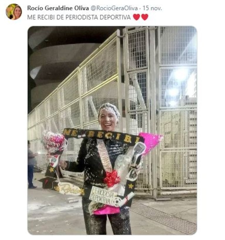 Rocío Oliva se recibió de periodista (Foto: Twitter @RocioGeraOliva)
