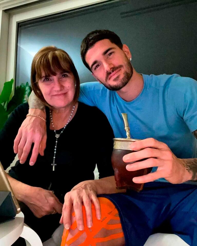 Rodrigo de Paul con su mamá Mónica (Foto: Instagram)