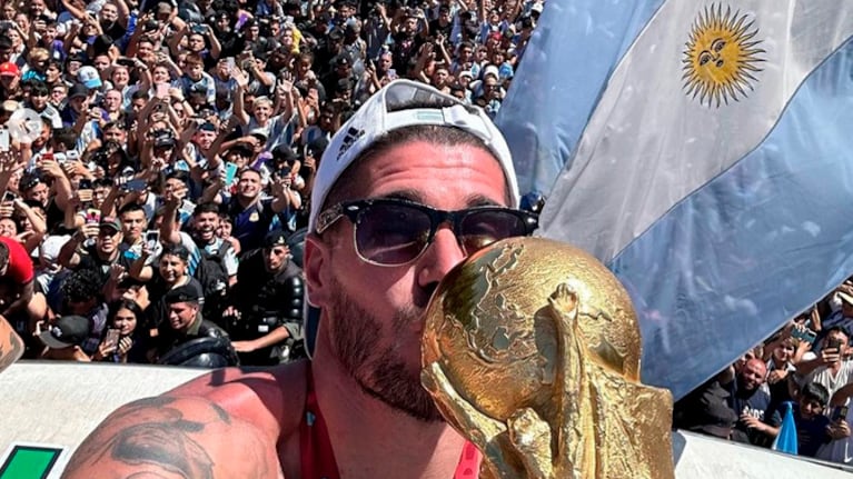 Rodrigo de Paul habló a corazón abierto sobre el multitudinario recibimiento a la Selección en el Obelisco.