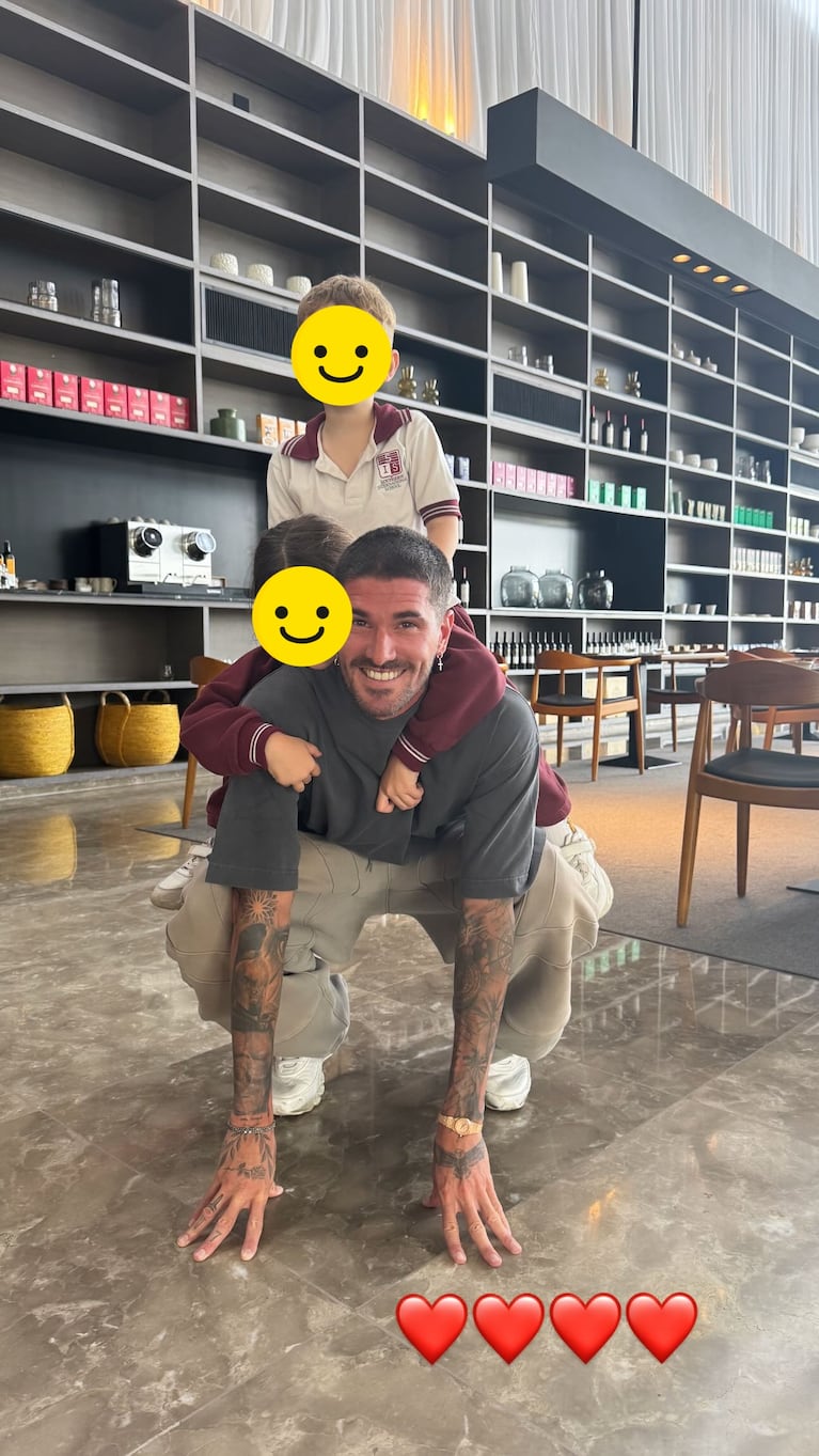 Rodrigo De Paul se reencontró con sus hijos | Créditos: Instagram @rodridepaul