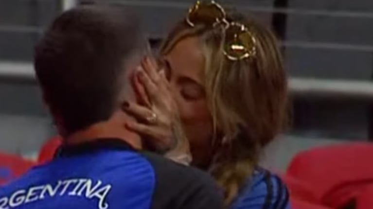 Rodrigo de Paul y Tini Stoessel. Captura: TyC Sports