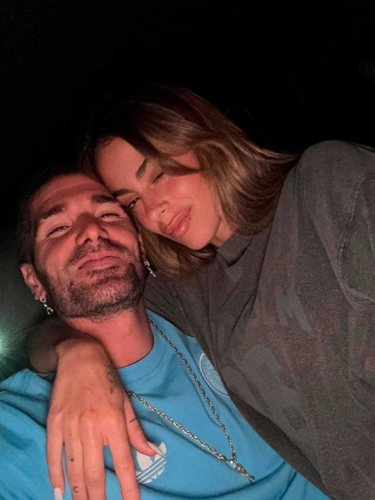 Rodrigo de Paul y Tini Stoessel (Foto: Instagram @tinistoessel)