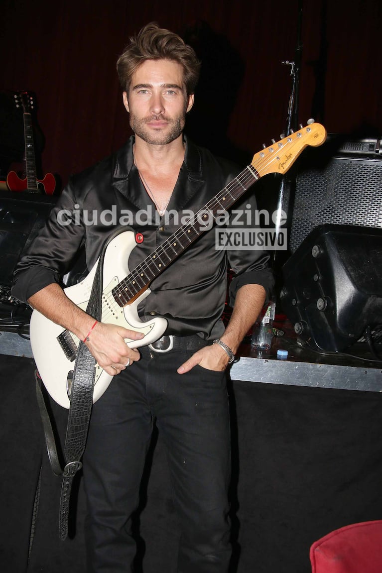 Rodrigo Guirao Díaz celebró su cumpleaños en Café Berlín. Foto: Movilpress