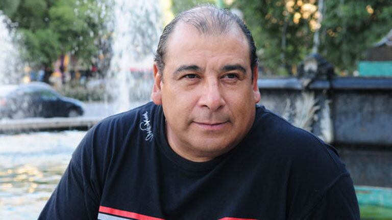 Roly Serrano habló de cómo cambió su vida un estimulante sexual. 