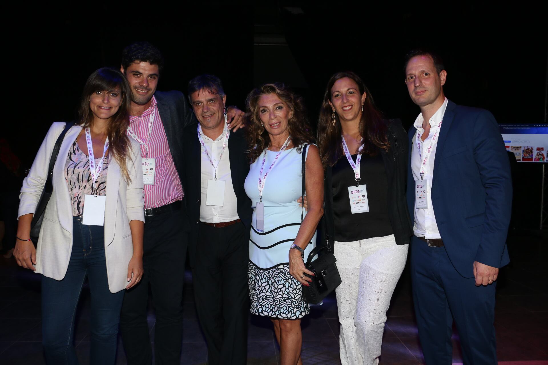 Romina Gonzalez Carat, Hernán Ruiz, Walter López, Silvia Eleonor Rivas, Verónica Debole e Ignacio Prez. (Foto: Movilpress)