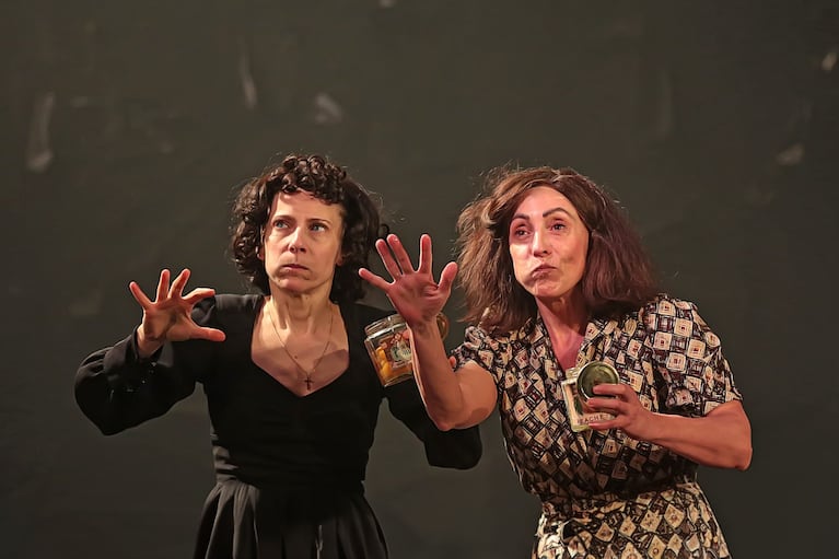 Romina Groppo se luce en Piaf, el musical que comienza su despedida en el Teatro Liceo