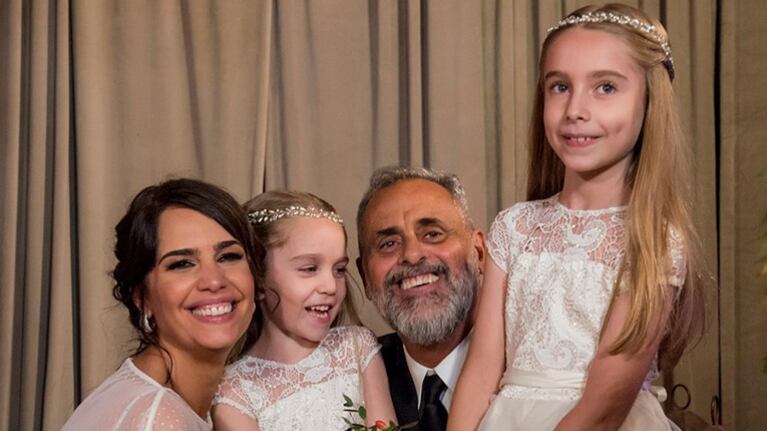 Romina Pereiro reveló cómo es el vínculo de sus hijas con su ex, Jorge Rial.