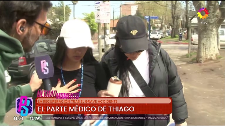 Romina Uhrig y Daniela Celis fueron a visitar a Thiago Medina.