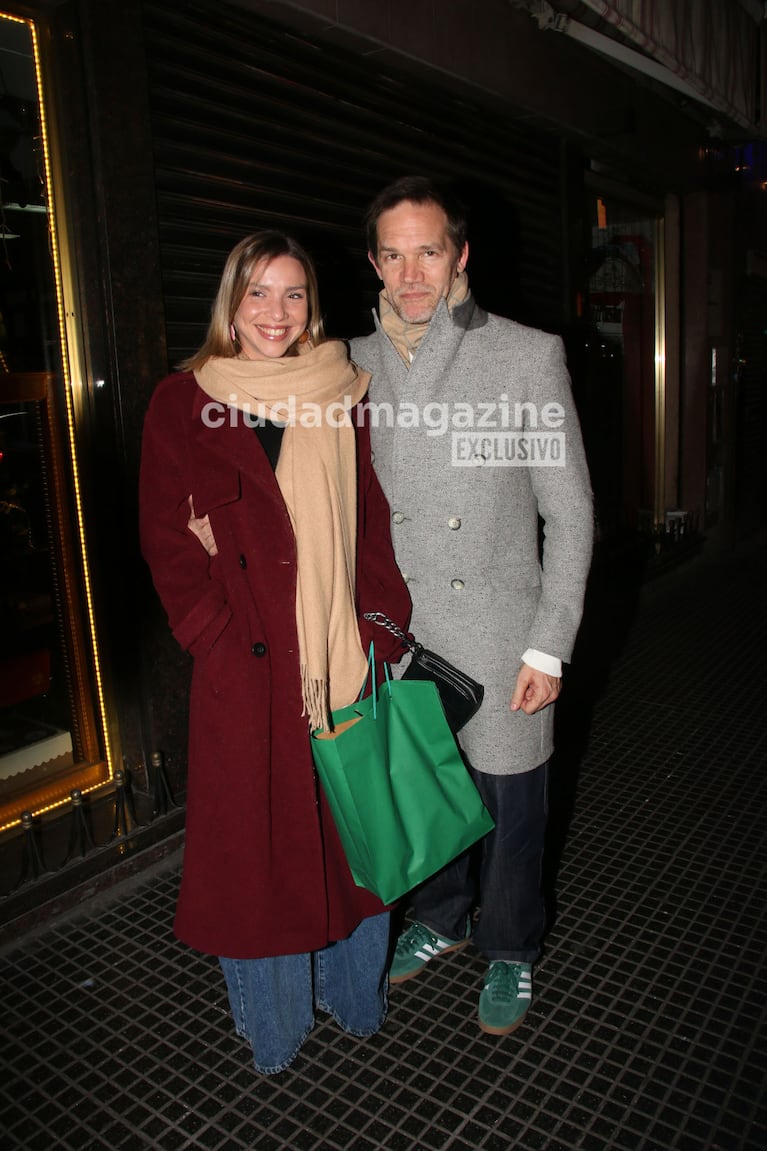 Rosario Páscolo y Juan Gil Navarro. (Foto: Movilpress)
