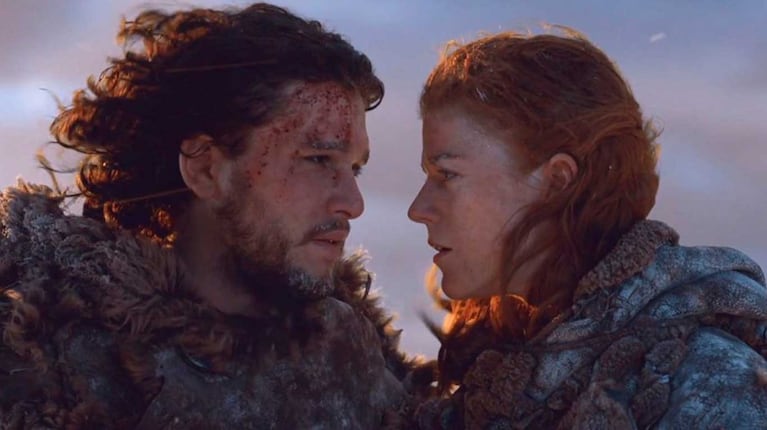 Rose Leslie y Kit Harington en Game of Thrones (Foto: Warner Bros. Discovery)