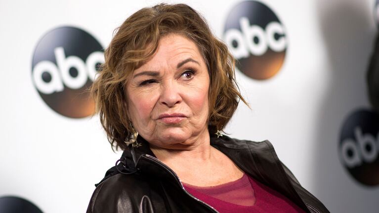 Roseanne Barr lanzó un tweet racista y la cadena ABC le levantó su exitoso programa