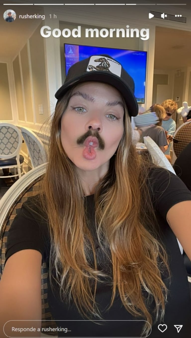 Rusherking publicó una divertida foto de China Suárez "con bigotes": "Buen día"  