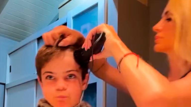 Sabrina Rojas le cambió el look a su hijo Fausto y mostró el resultado: así quedó (Captura de Instagram)