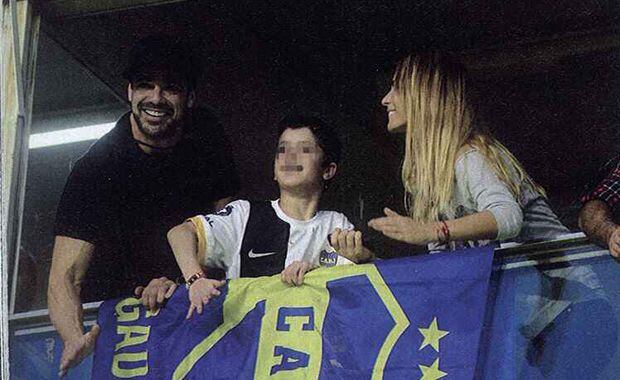 Sabrina Rojas y Luciano Castro, a puro sentimiento en La Bombonera. (Foto: Gente)