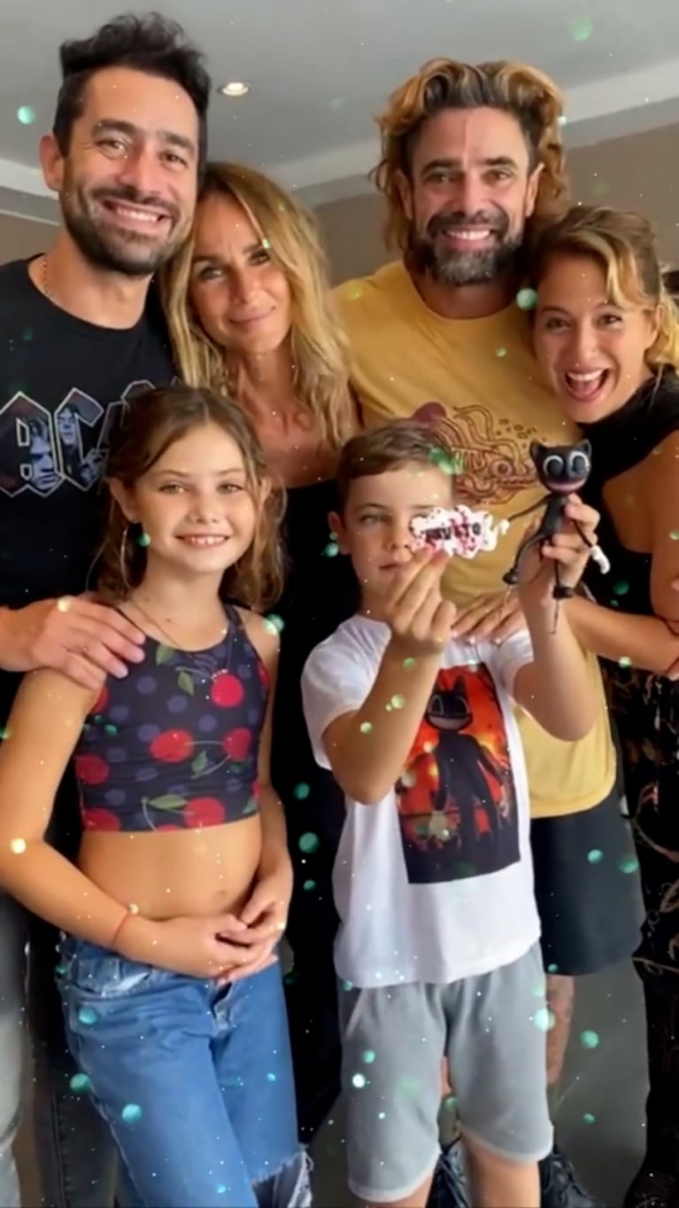 Sabrina Rojas y Luciano Castro le celebraron el cumple a su hijo junto a Tucu López y Flor Vigna: "Risas y mucho amor"