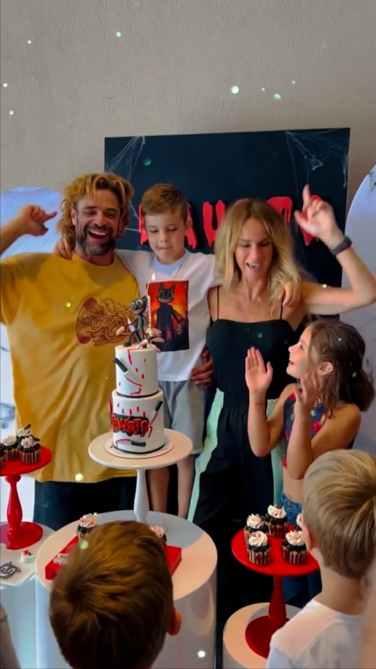 Sabrina Rojas y Luciano Castro le celebraron el cumple a su hijo junto a Tucu López y Flor Vigna: "Risas y mucho amor"