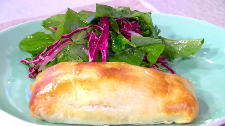 Salmón en hojaldre con ensalada fresca: seguí esta receta y sorprendé a todos