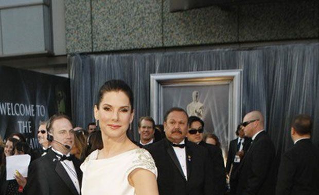 Sandra Bullock no convenció con su look (Foto: oscar.go.com).