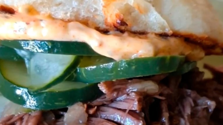 sándwich, carne, desmechada