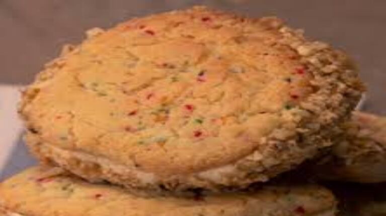 Sándwich de bizcochuelo con crema: la receta que enriquece tus meriendas 