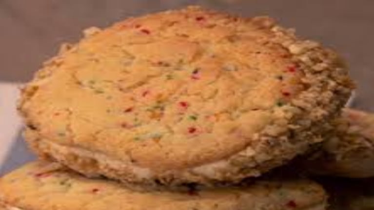 Sándwich de bizcochuelo con crema: la receta que enriquece tus meriendas
