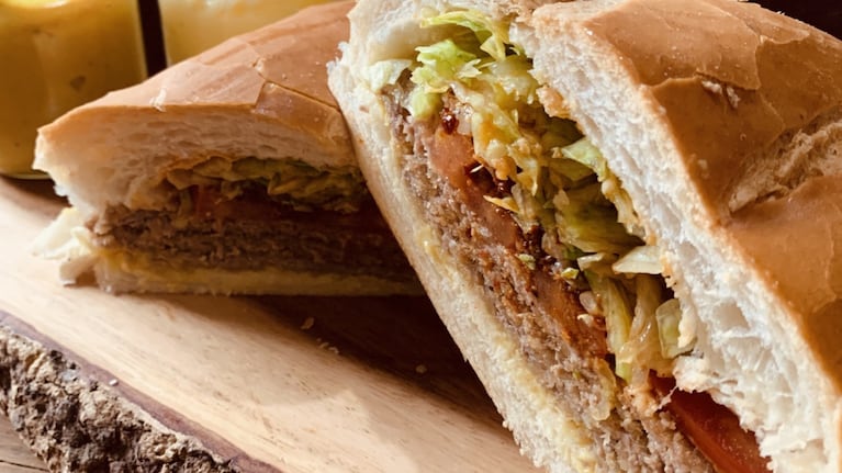 Sándwich de milanesa tucumano: disfruta de un plato único con esta receta simple