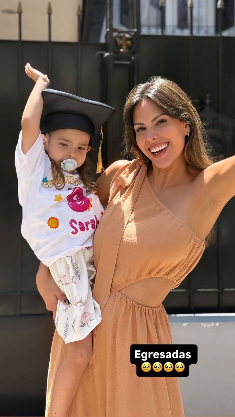 Sarah Burlando: el look académico e infantil que eligió para despedir el jardín. CRÉDITO: Instagram