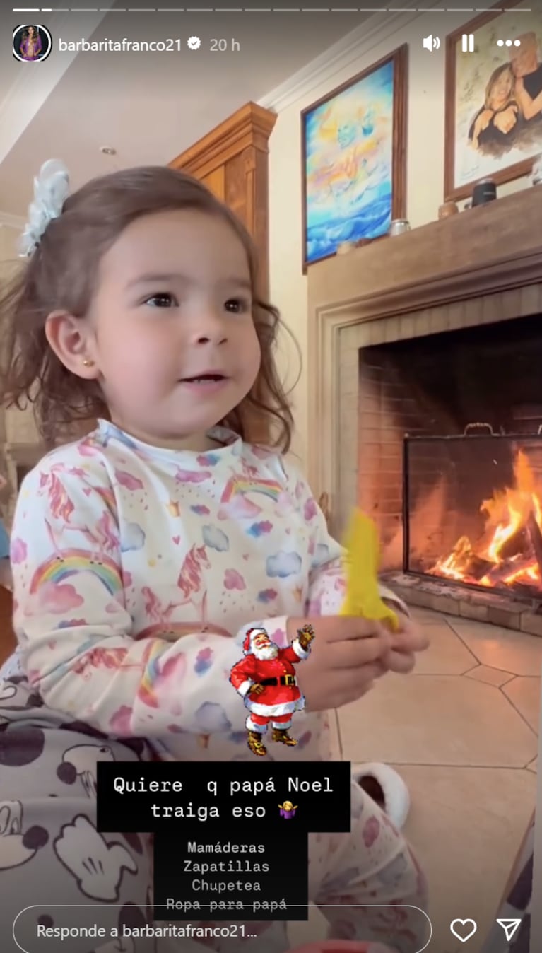 Sarah hizo su lista de regalos para Papá Noel.