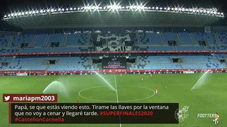 Se queda sin llaves para entrar a su casa, y manda un tweet para que su papá lo lea mientras mira un partido