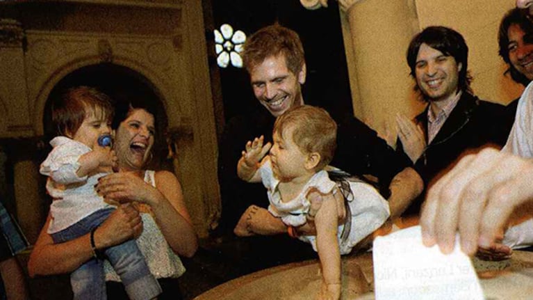 Sebastián Vignolo, feliz por el bautismo de sus mellizos. (Foto: revista Pronto)