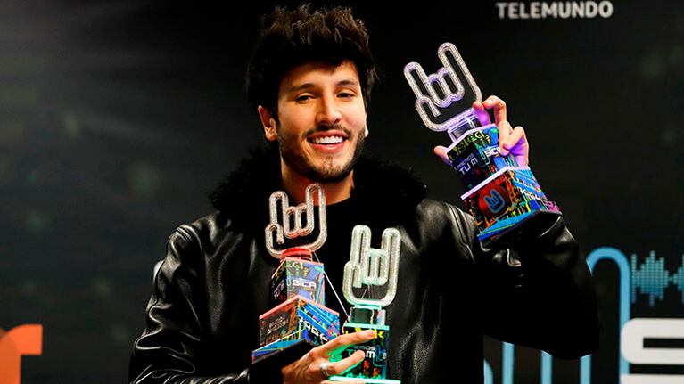 Sebastián Yatra anunció una canción con Ricky Martin y reveló cuándo saldrá a la luz