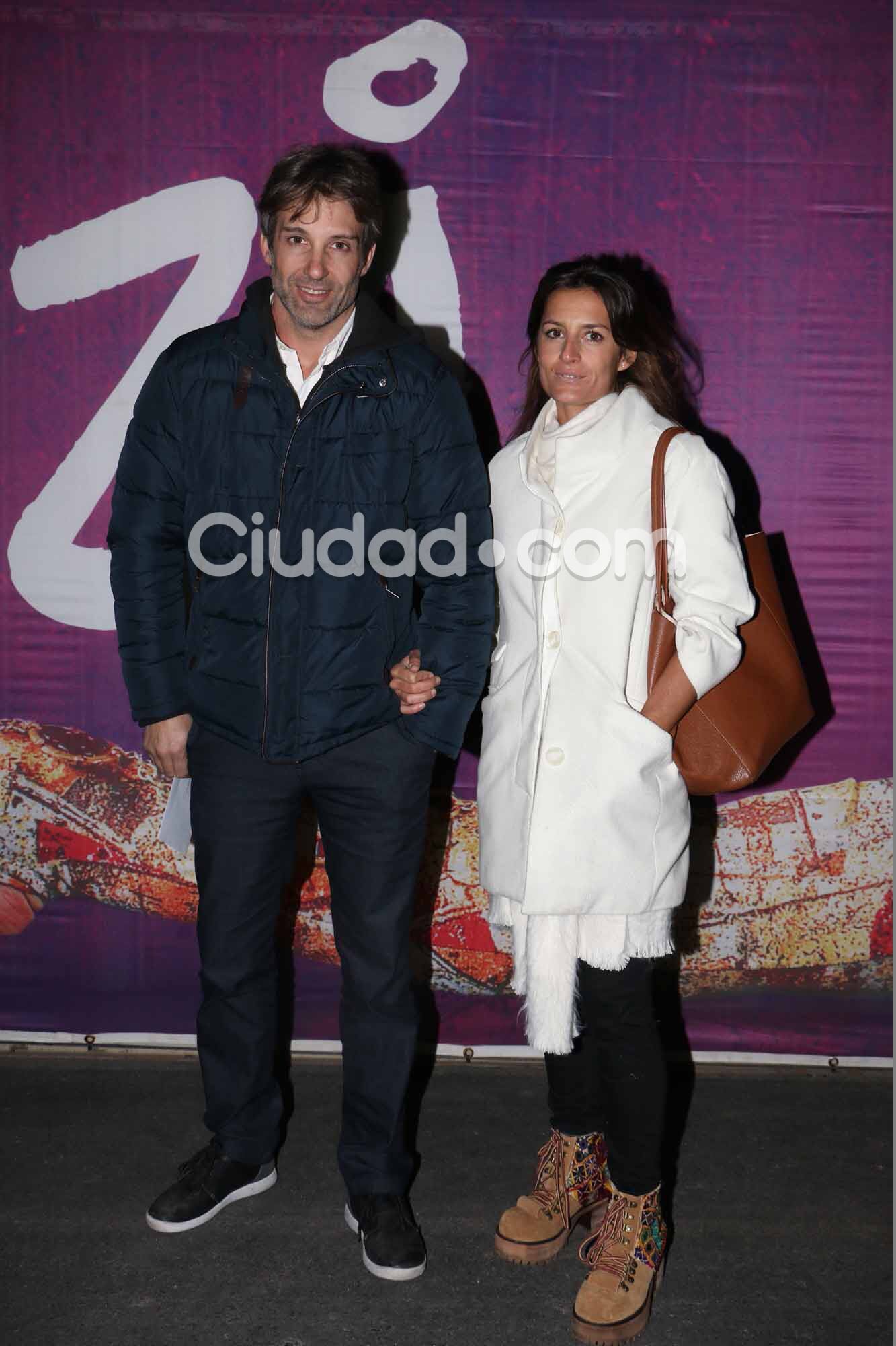 Segundo Cernadas y su novia Sofía. (Foto: Movilpress-Ciudad.com)