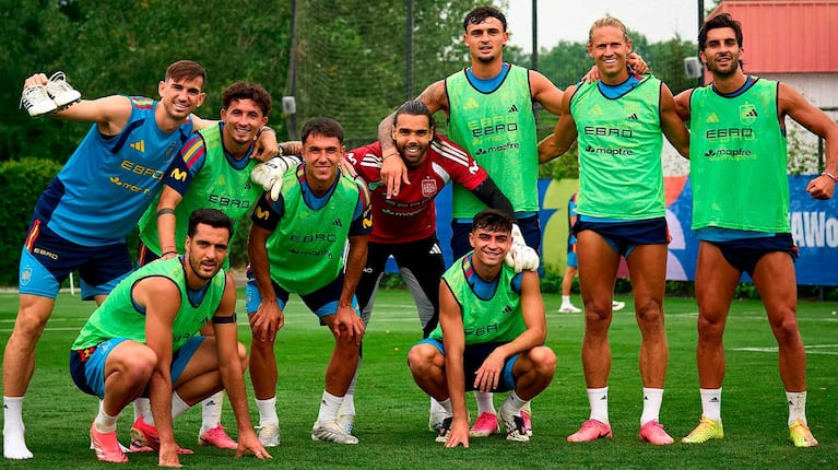 Selección española de fútbol (Foto: Instagram @sefutbol)