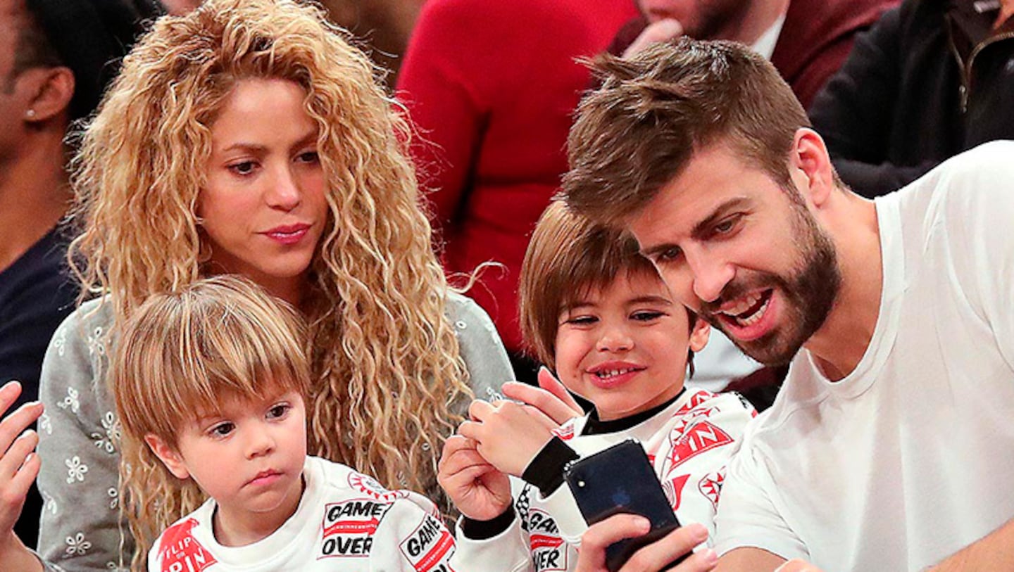 Shakira quiere denunciar a Gerard Piqué por un video manejando con su hijo Milán.