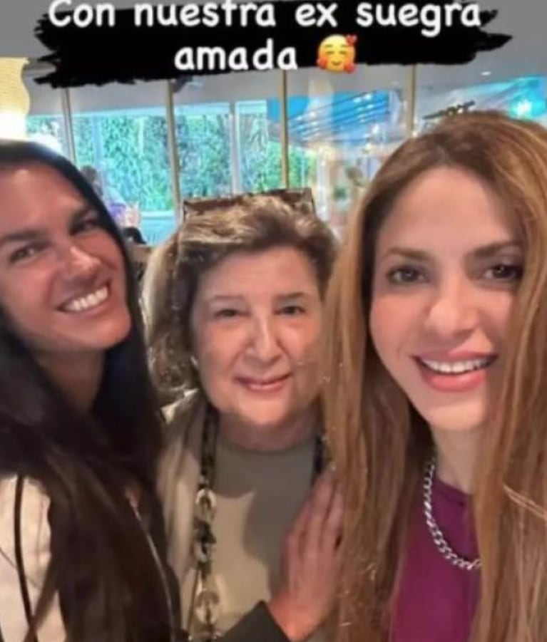 Shakira sorprendió al compartir una foto cómplice con su exsuegra: “Amada”