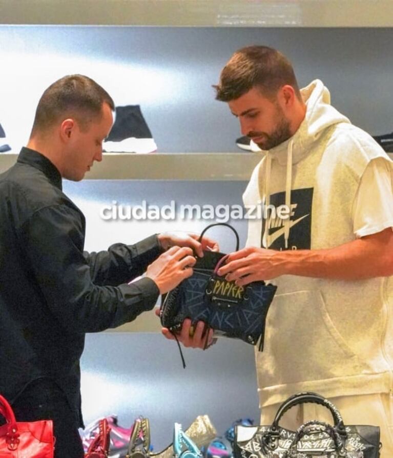 Shakira y Gerard Piqué, de compras navideñas a último momento en Miami: looks relajados ¡y bostezos!