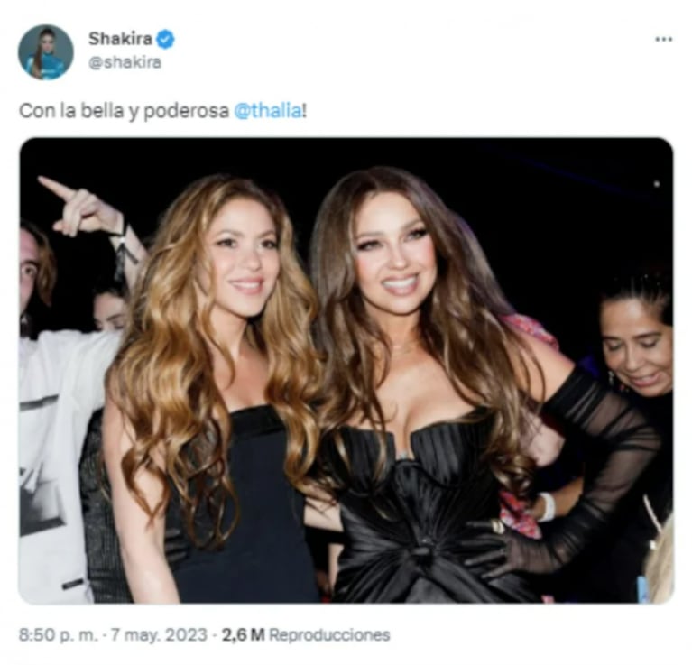 Shakira y Thalía intercambiaron cariñosos mensajes tras su reencuentro en Miami: "Qué rico abrazarnos"
