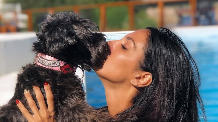 Silvina Escudero recordó a su perra Mulata: “Vas a vivir para siempre en mí”