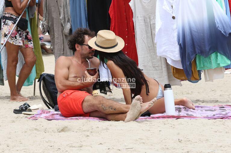 Silvina Escudero y Federico, en Punta del Este (RS Fotos)