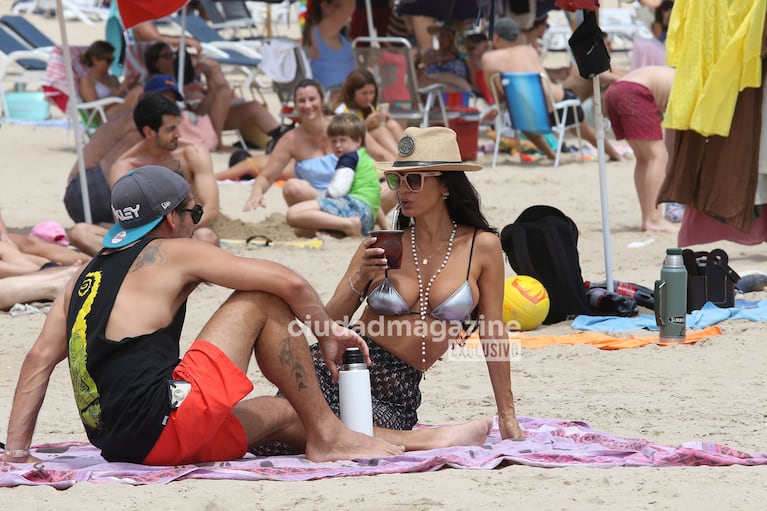 Silvina Escudero y Federico, en Punta del Este (RS Fotos)