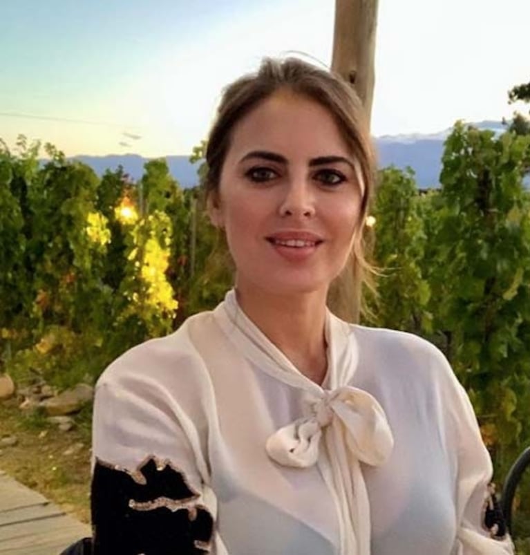 Silvina Luna visitó un viñedo y se refirió con humor al video prohibido: "De vuelta, pero encuerada distinta"