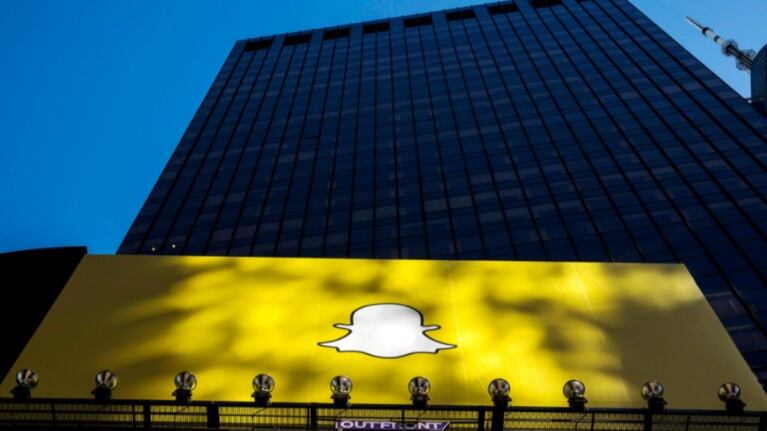 Snapchat anuncia sus primeras gafas de realidad aumentada, Spectacles 3. Foto: Reuter.